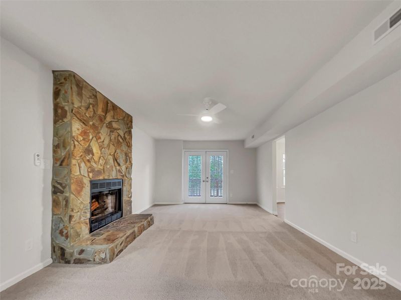 4500 Bathurst Dr, Charlotte, NC 28227