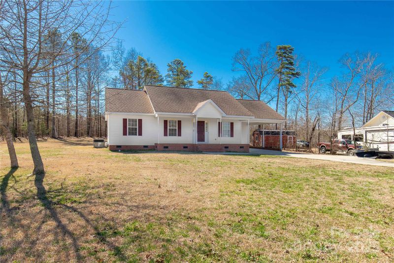2070 Hunters Ridge Rd, Lancaster, SC 29720