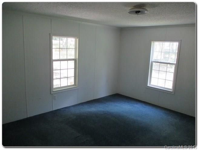 1042 Pettus Ln, Crouse, NC 28033