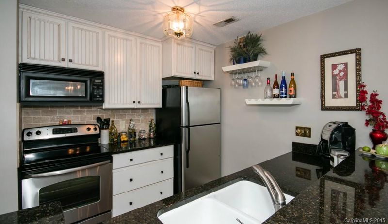 918 Southwest Dr #918, Davidson, NC 28036