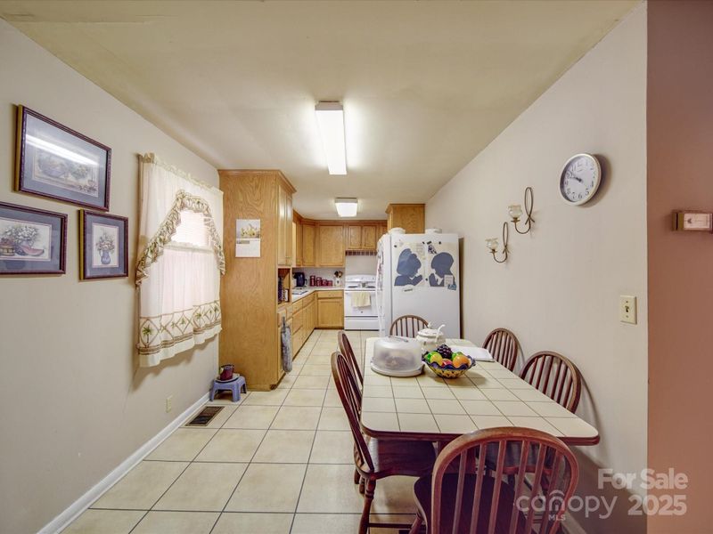 2511 Hinson Rd, Monroe, NC 28112