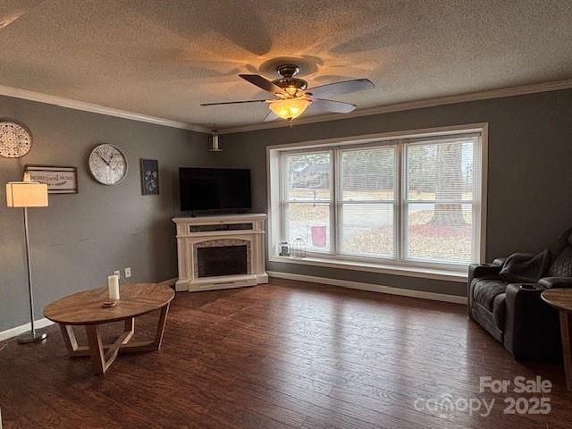 818 W 6th St, Newton, NC 28658