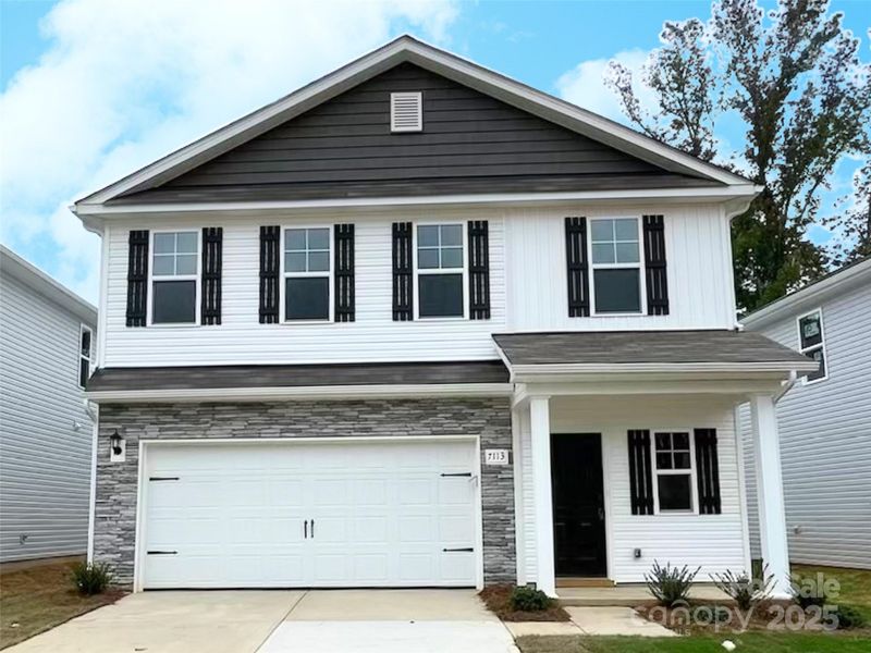 2132 Clapham Ct, Charlotte, NC 28215