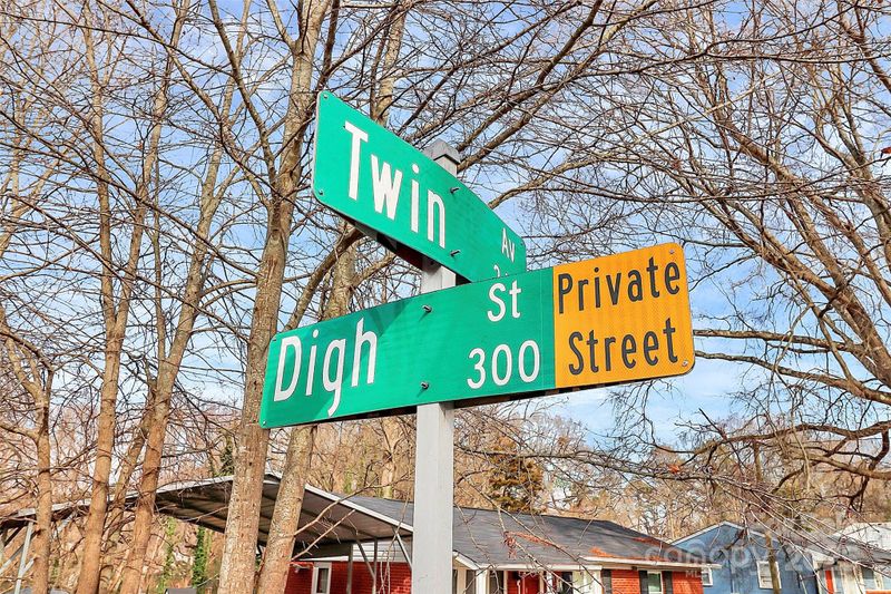 302 Digh St, Gastonia, NC 28052