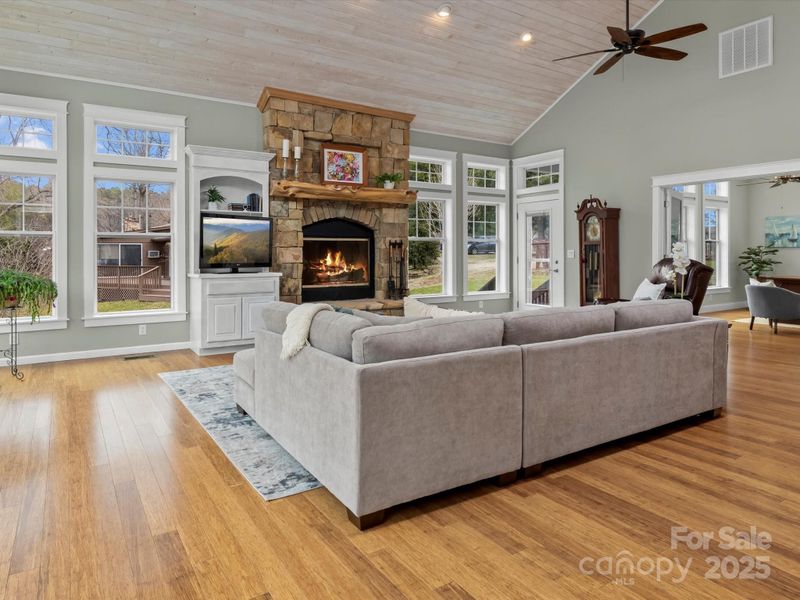 246 Apache Rd, Troutman, NC 28166