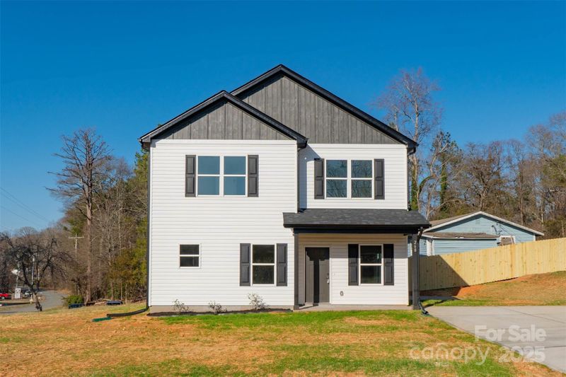 268 Policarp St, Lincolnton, NC 28092