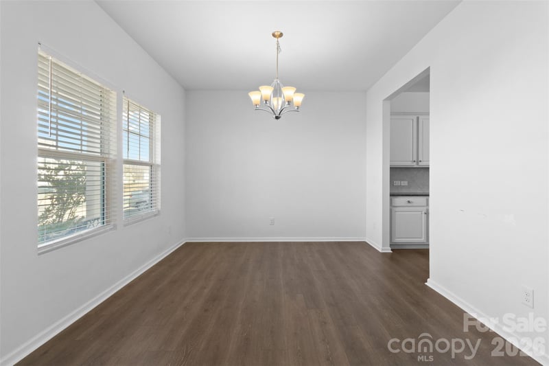 9022 Colwick Hill Ln, Charlotte, NC 28215