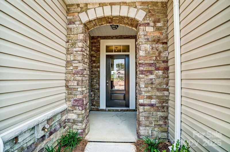 14730 Tamarack Dr, Charlotte, NC 28278