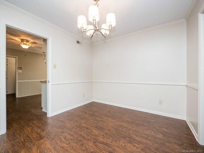 6842 Constitution Ln, Charlotte, NC 28210