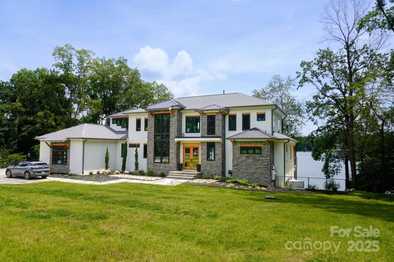 180 Willow Point Rd, Troutman, NC 28166