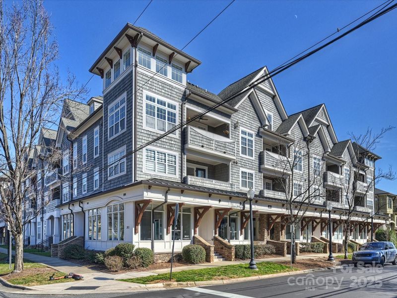 301 E Tremont Ave #314, Charlotte, NC 28203