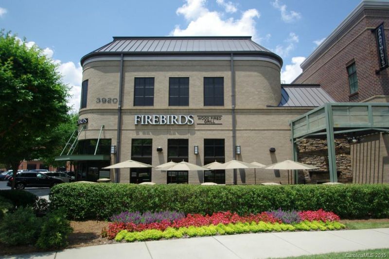 3920 Sharon Rd #202, Charlotte, NC 28211