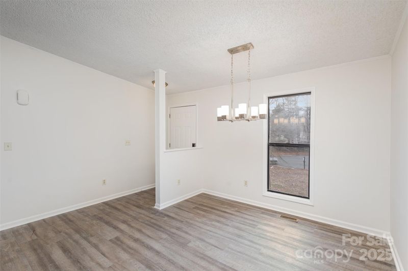 8104 Tamalpais Ct, Charlotte, NC 28215