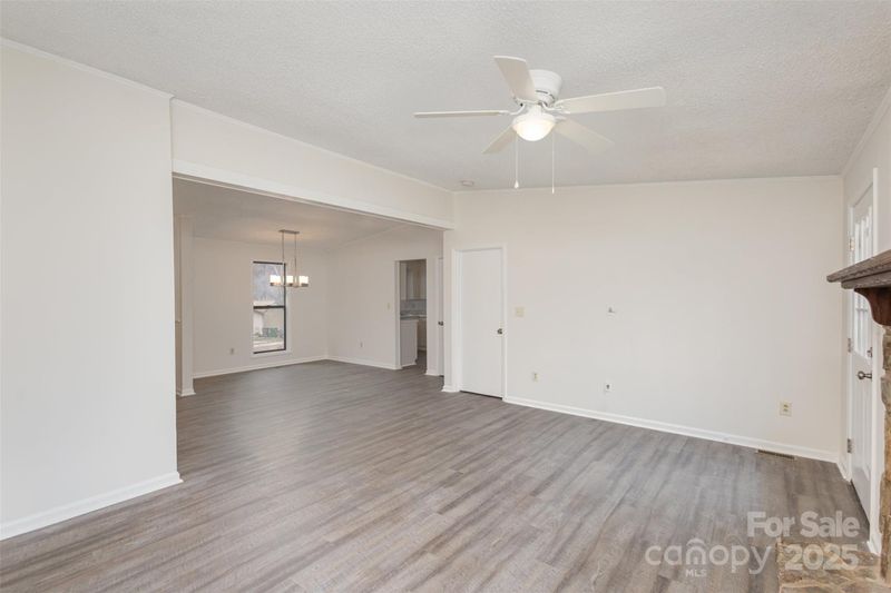 8104 Tamalpais Ct, Charlotte, NC 28215