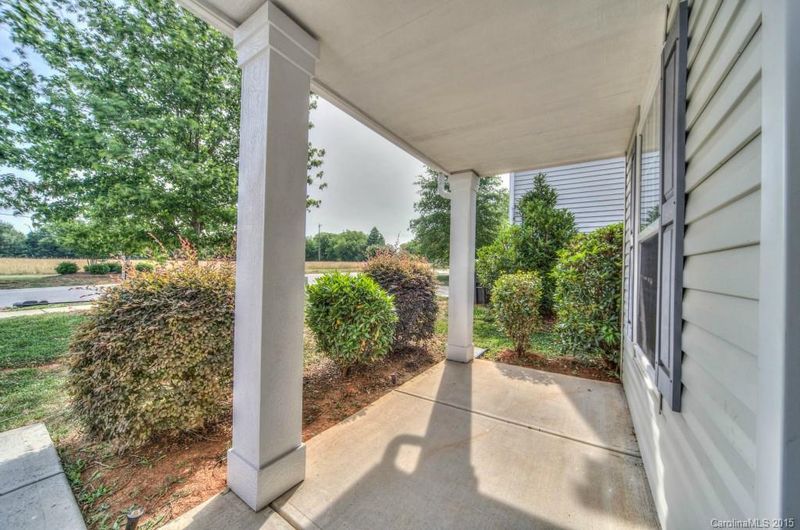 8825 Oak Dr, Charlotte, NC 28269