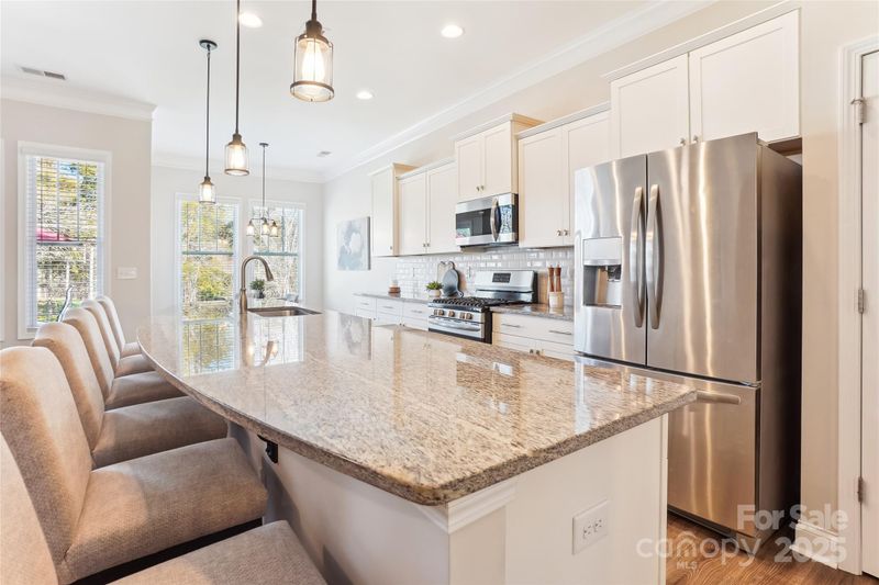 818 Altamonte Dr, Clover, SC 29710