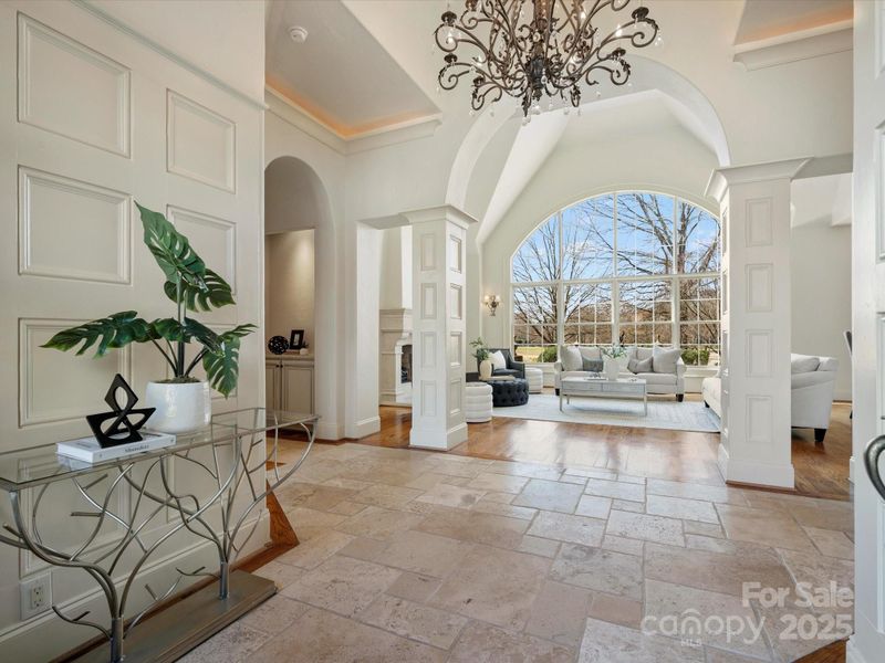 5519 Two Iron Dr, Matthews, NC 28104