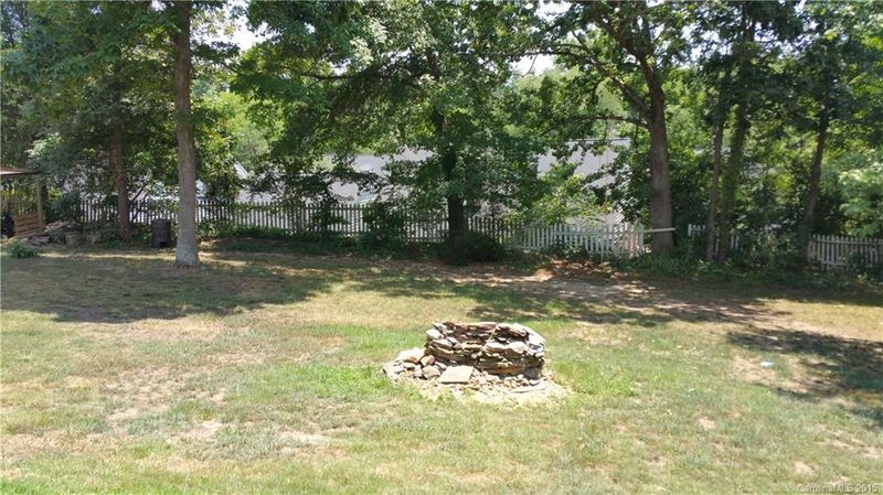 242 Sidesmur Ct, Concord, NC 28025