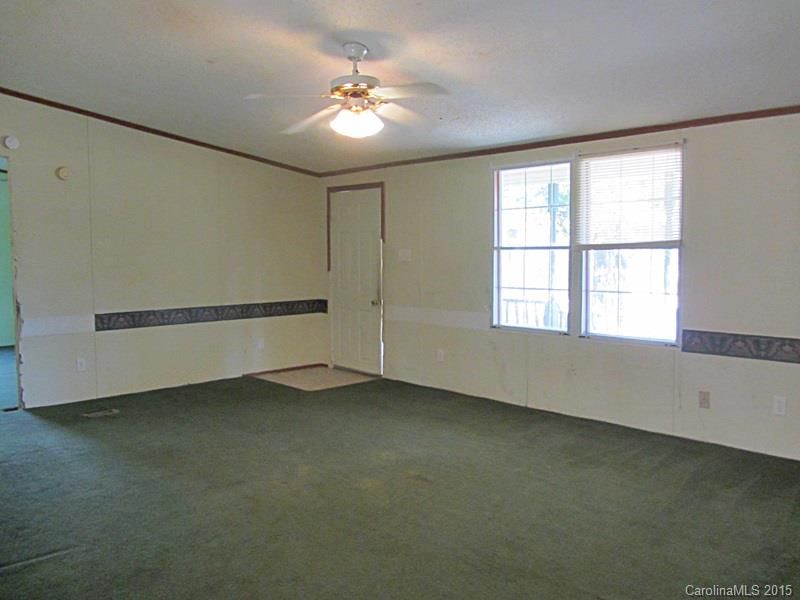 3262 N York St, Sharon, SC 29742