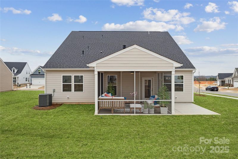 884 Exeter Dr, Sherrills Ford, NC 28673