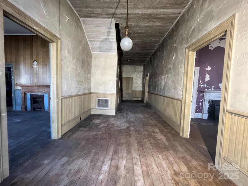 148 Center St, Chester, SC 29706