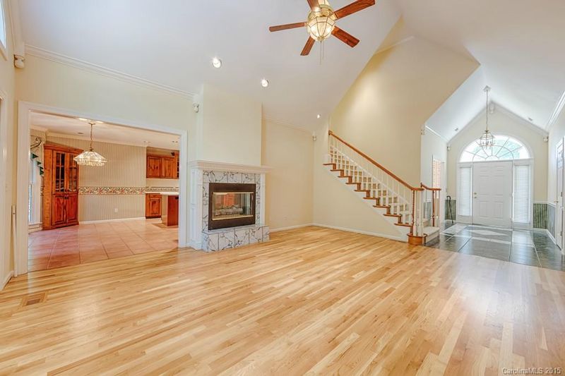 713 Carson Ct, Kannapolis, NC 28083