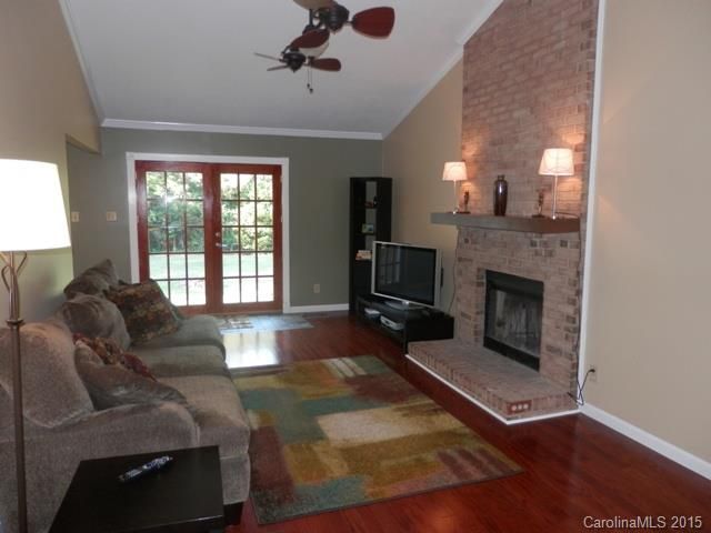 679 Charles Ln, Rock Hill, SC 29730