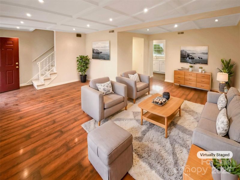 10905 Park Rd, Charlotte, NC 28226