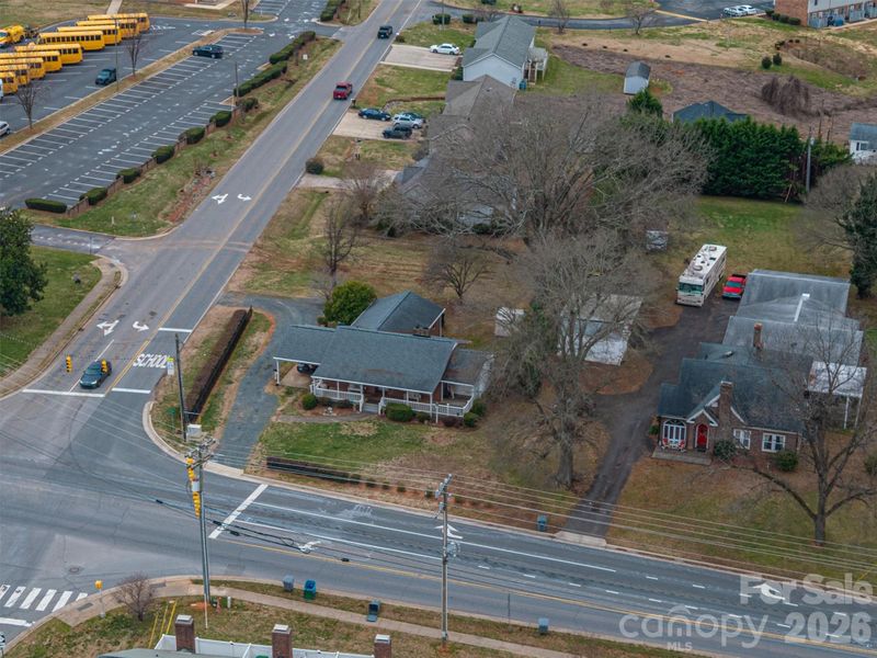 816 South Point Rd, Belmont, NC 28012