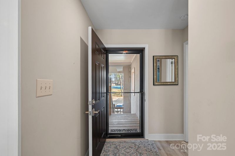648 Portside Dr, Davidson, NC 28036