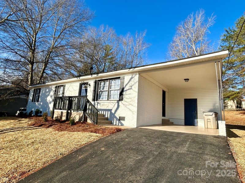 511 Newcastle Rd, Gastonia, NC 28052
