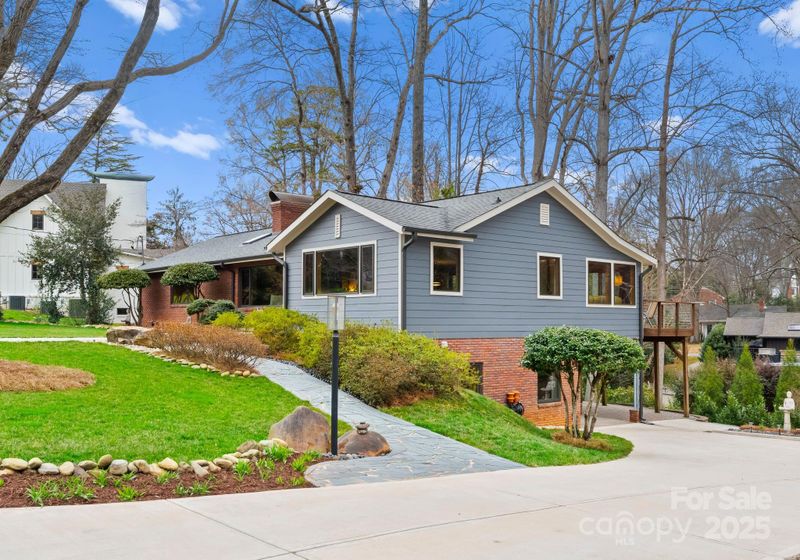 105 Hillside Dr, Davidson, NC 28036