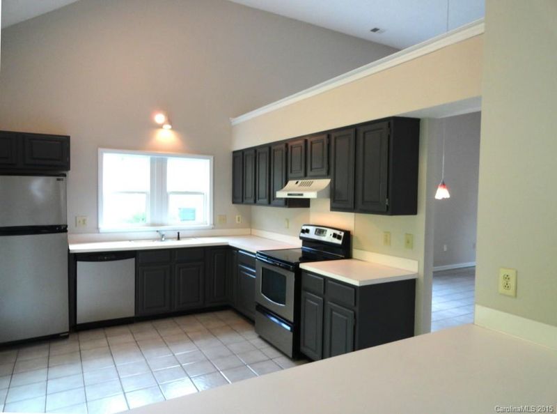 3216 Twin Falls Ln, Matthews, NC 28105