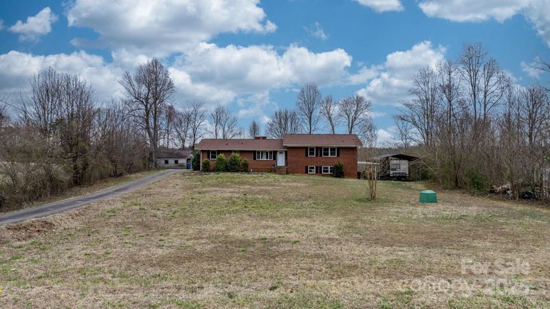 9257 Mull Rd, Vale, NC 28168