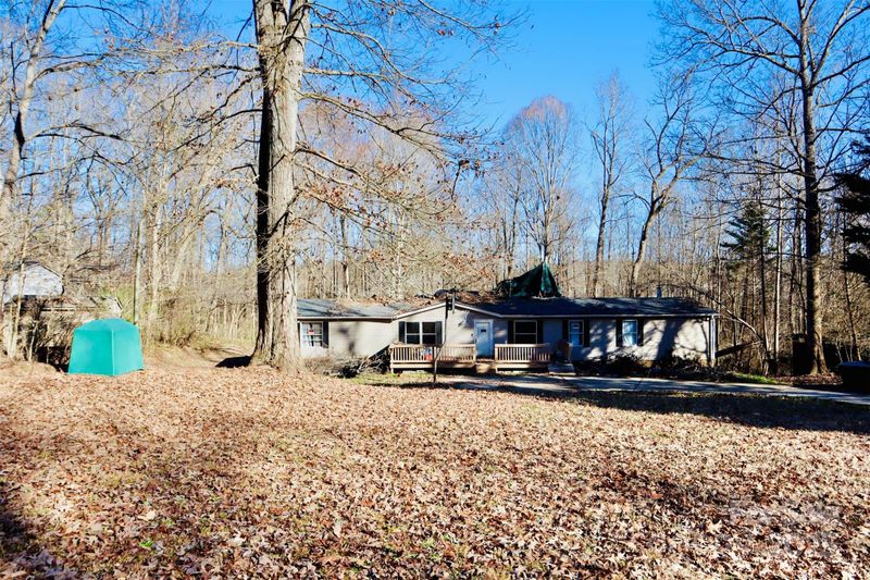 125 Kem Ln, Mount Holly, NC 28120