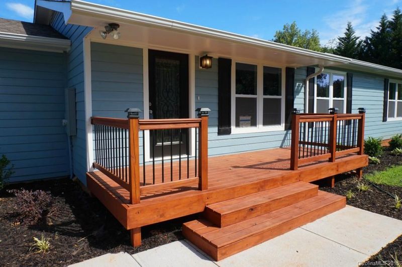 9820 Washam Potts Rd, Cornelius, NC 28031