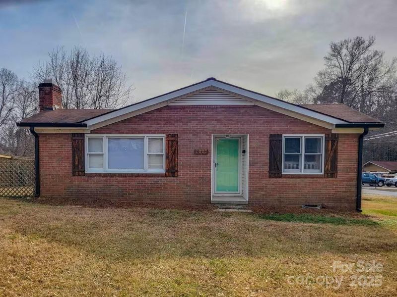 1007 Little John Trl, Kannapolis, NC 28081