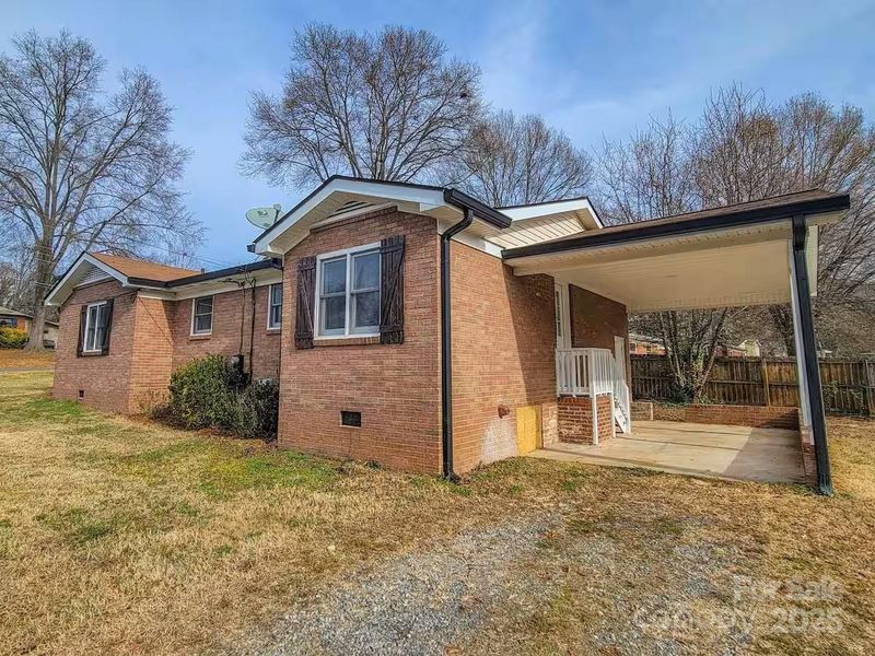 1007 Little John Trl, Kannapolis, NC 28081