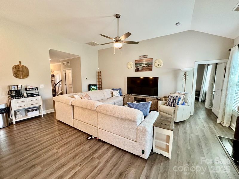 1024 Mayapple Way, Belmont, NC 28012