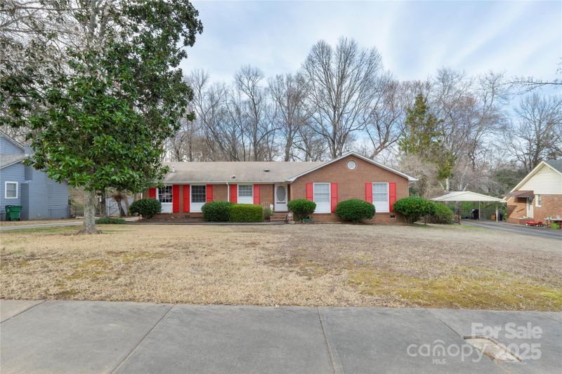 1018 Eaglewood Ave, Charlotte, NC 28212