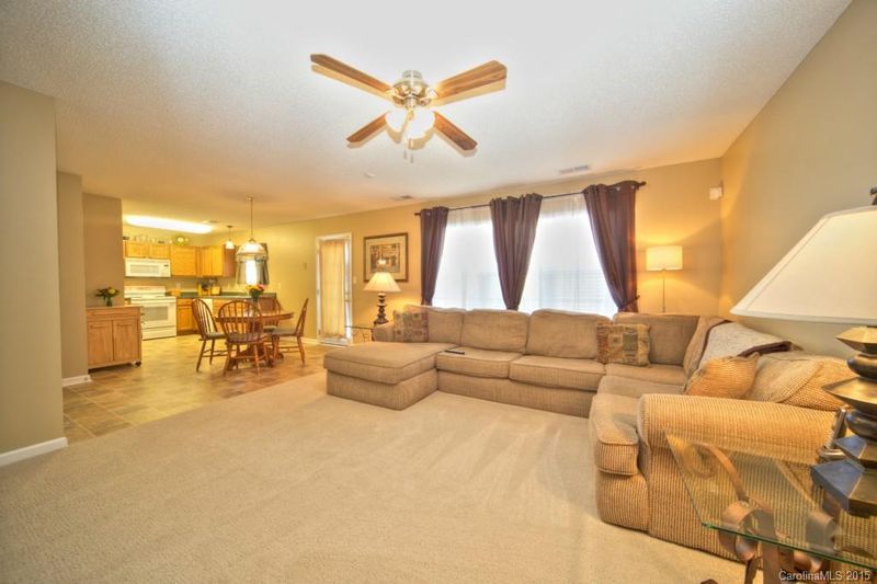 6826 Babbling Brook Ln, Concord, NC 28025