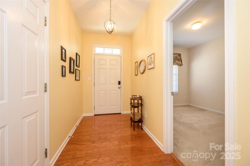 4642 Willow Glen Rd, Harrisburg, NC 28075