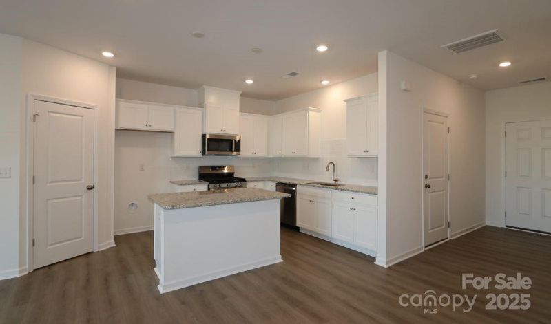 795 Earhart St NW, Concord, NC 28027