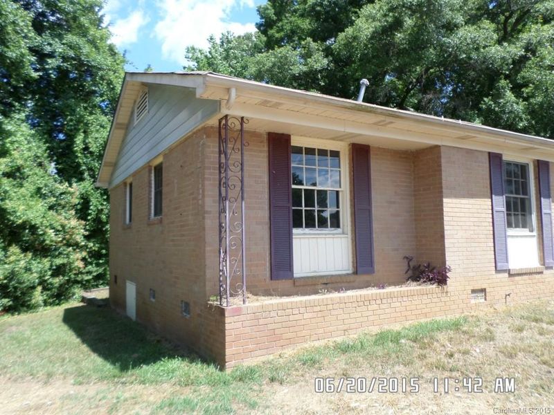 1426 Rollingwood Dr, Charlotte, NC 28217