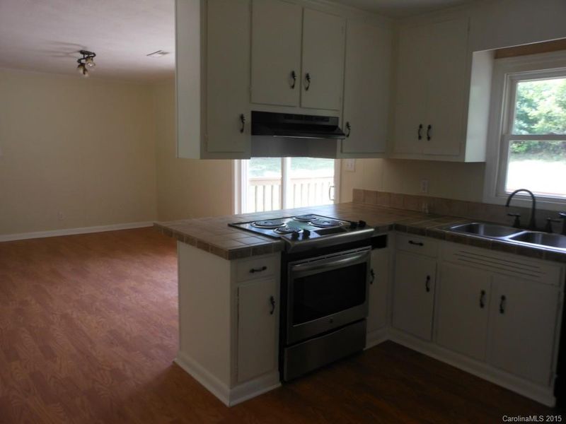 5693 S Hwy 16 None, Maiden, NC 28650