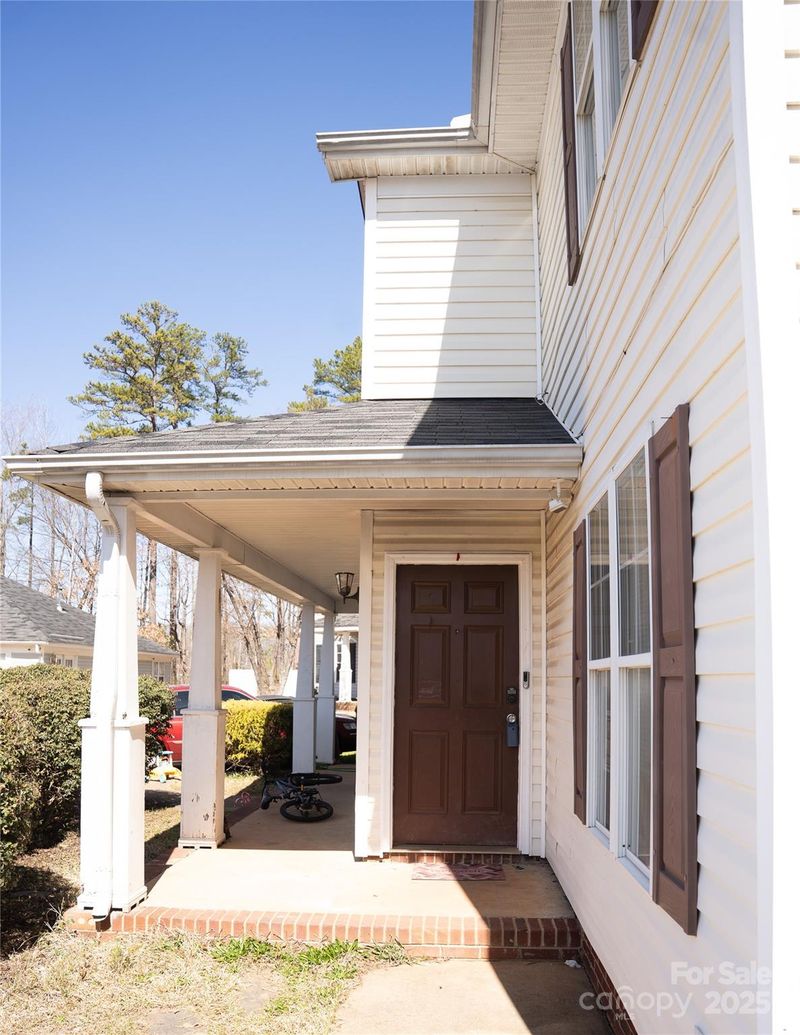 1906 Bromwich Rd #B, Charlotte, NC 28208