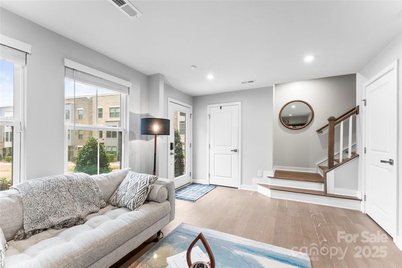 449 Dan River Way, Charlotte, NC 28211