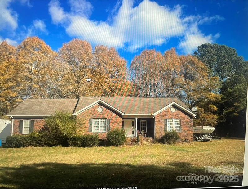 14818 Hooks Rd, Matthews, NC 28105
