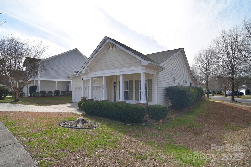 1004 Kensrowe Ln, Matthews, NC 28104