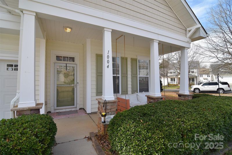 1004 Kensrowe Ln, Matthews, NC 28104